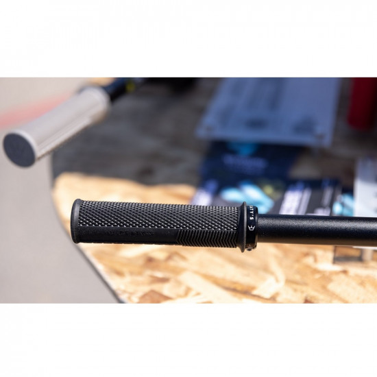 Гріпси Peaty's Monarch Grip Knurl, Thin 30>32mm, Race Control, Black