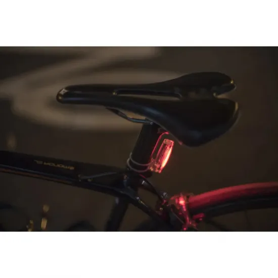 Мигалка передня Knog Plus Front 40 Lumens Black 12140 Мигалка передня Knog Plus Front 40 Lumens Black 12140