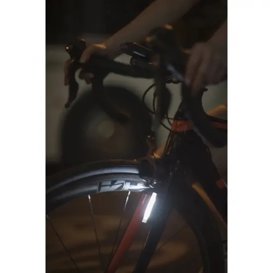 Мигалка передня Knog Plus Front 40 Lumens Black 12140 Мигалка передня Knog Plus Front 40 Lumens Black 12140