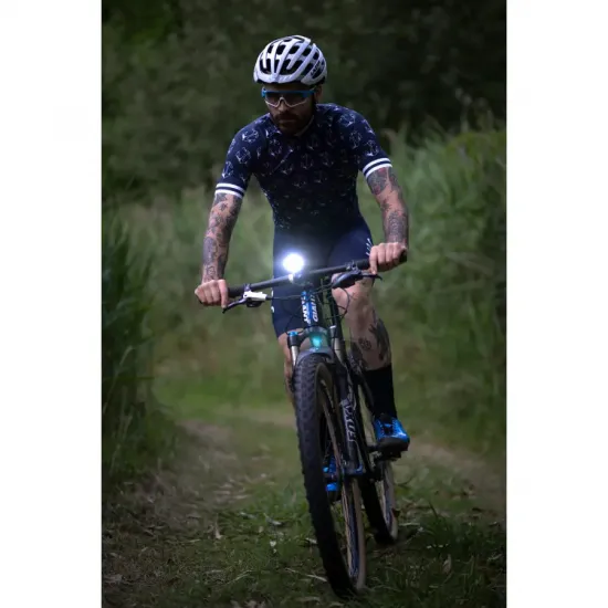 Фара Knog PWR Mountain 2000 Lumens POWERBANK Фара Knog PWR Mountain 2000 Lumens POWERBANK