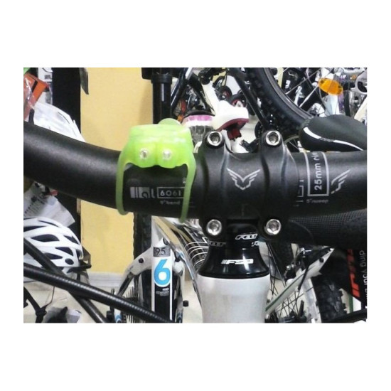 Светодиодный фонарик, 2 батареи CR2032