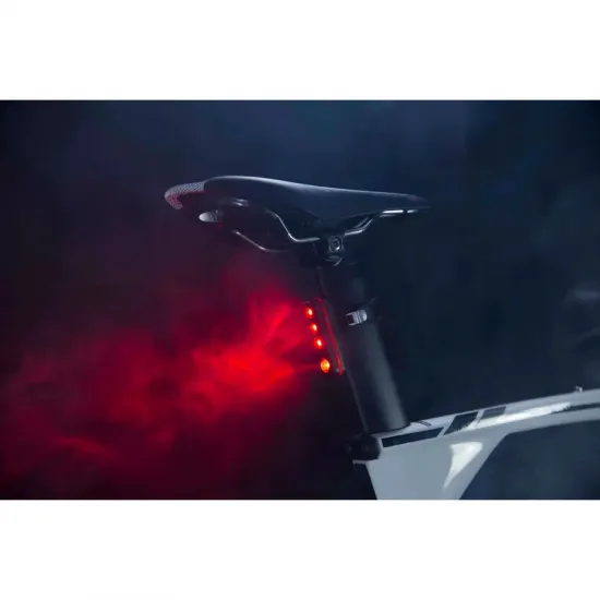 Мигалка задня Knog Blinder Road R70 70 Lumens Black 11756