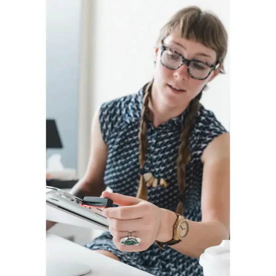 Мигалка задня Knog Plus Rear 20 Lumens Translucent 12143