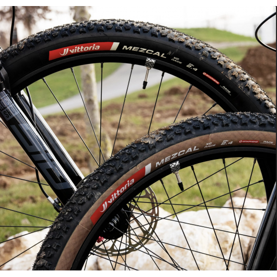 Покришка Vittoria Mezcal 29x2.4 XC Race, чорна