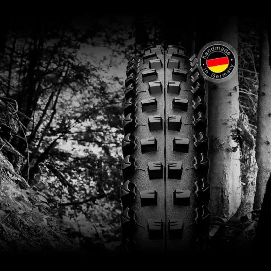 Камера бескамерная Continental Der Baron Projekt 27.5 "x2.6, черная, складная, ProTection Apex, Skin 101381