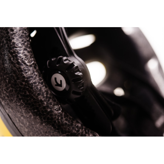 Шолом дитячий Green Cycle FLASH  розмір 48-52см жовто-чорний лак