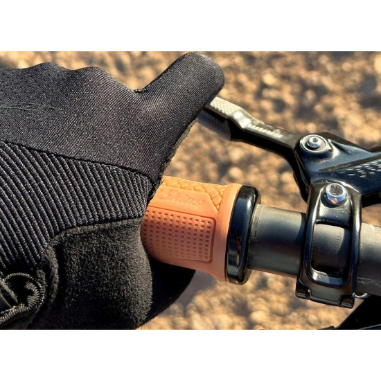 Гріпси Lizard Skins GRADIENT Lock-On, 136мм, gum