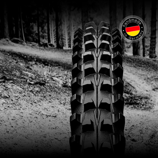 Шина Continental MudKing, 26"x2.30, 57-559, черная, не складная, BlackChili, Apex, Skin, 1100гр.