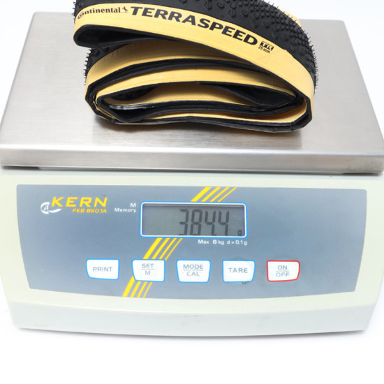 Покрышка бескамерная Continental Terra Speed ProTection 28" | 700 x 40C | 28 x 1.50 черная/кремовая , с