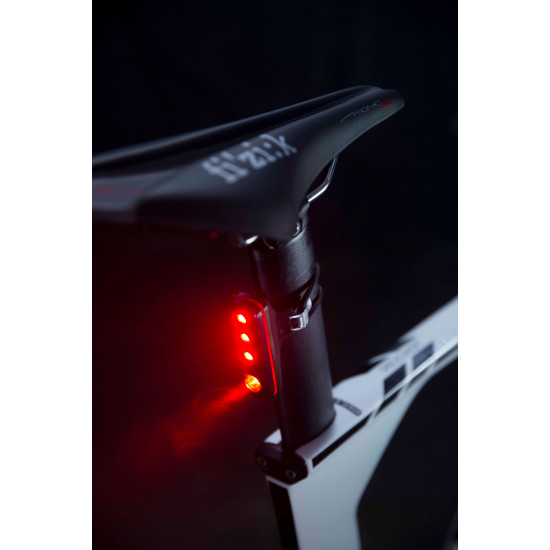Мигалка задня Knog Blinder Road R70 70 Lumens Black 11756