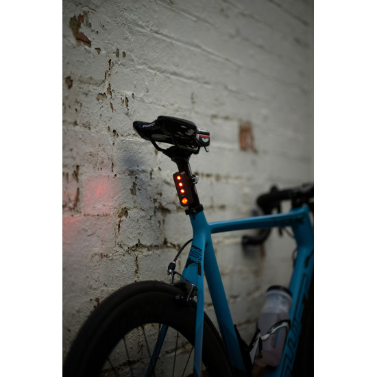 Мигалка задня Knog Blinder Road R70 70 Lumens Black 11756