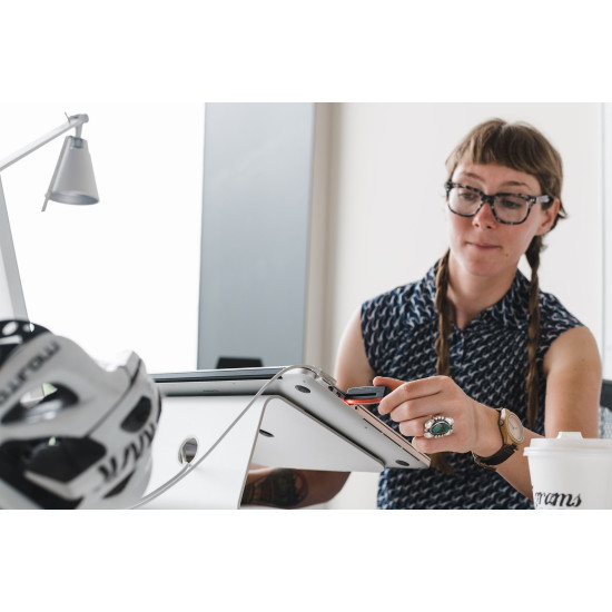 Мигалка передня Knog Plus Front 40 Lumens Black 12140