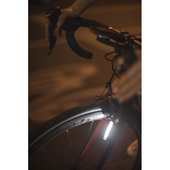 Мигалка передня Knog Plus Front 40 Lumens Black 12140