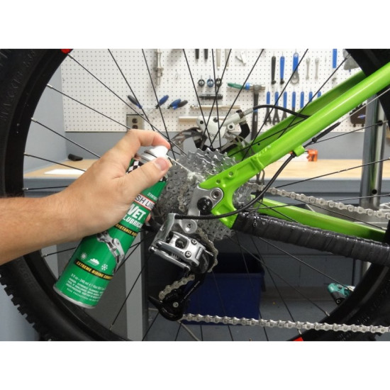 Смазка Finish Line жидкая Wet Lube (Cross Country) для влажных погодных условий, 246ml аэрозоль Смазка Finish Line жидкая Wet Lube (Cross Country) для влажных погодных условий, 246ml аэрозоль