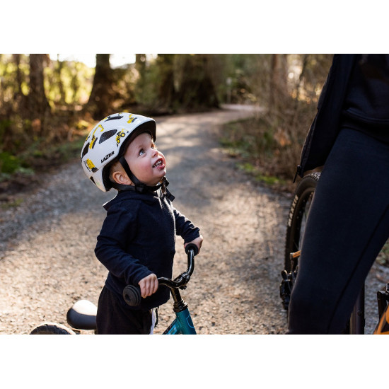 Шолом LAZER Pnut 2.0 KinetiCore екскаватори, білий