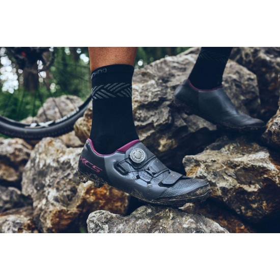 Веловзуття жіноче SHIMANO XC502WG сіре, розм. EU37