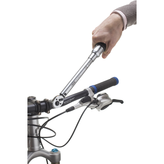 Ключ динамометрічний VAR DV-10400 професійний, 4-20Нм, квадрат 3/8"