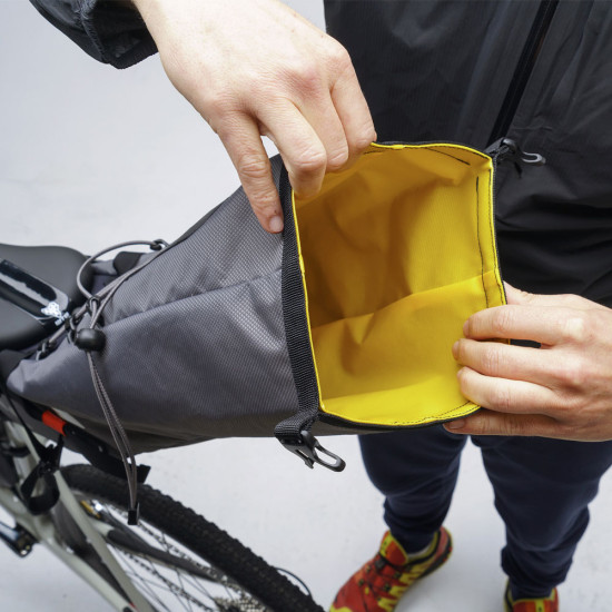 Сумка подседельная GEOSMINA Large Seat Bag (15L), 520г, серая Сумка подседельная GEOSMINA Large Seat Bag (15L), 520г, серая